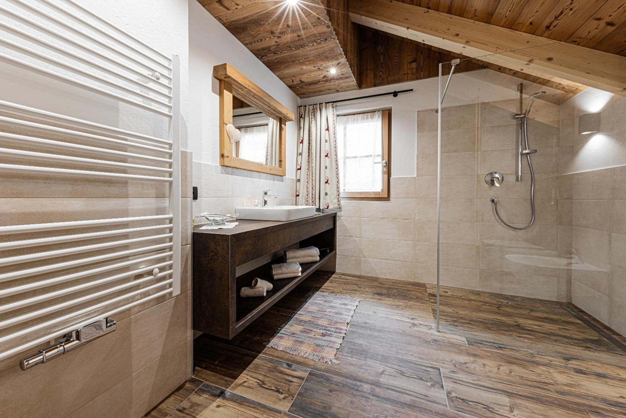באדיה Farm Chalet Jusciara מראה חיצוני תמונה